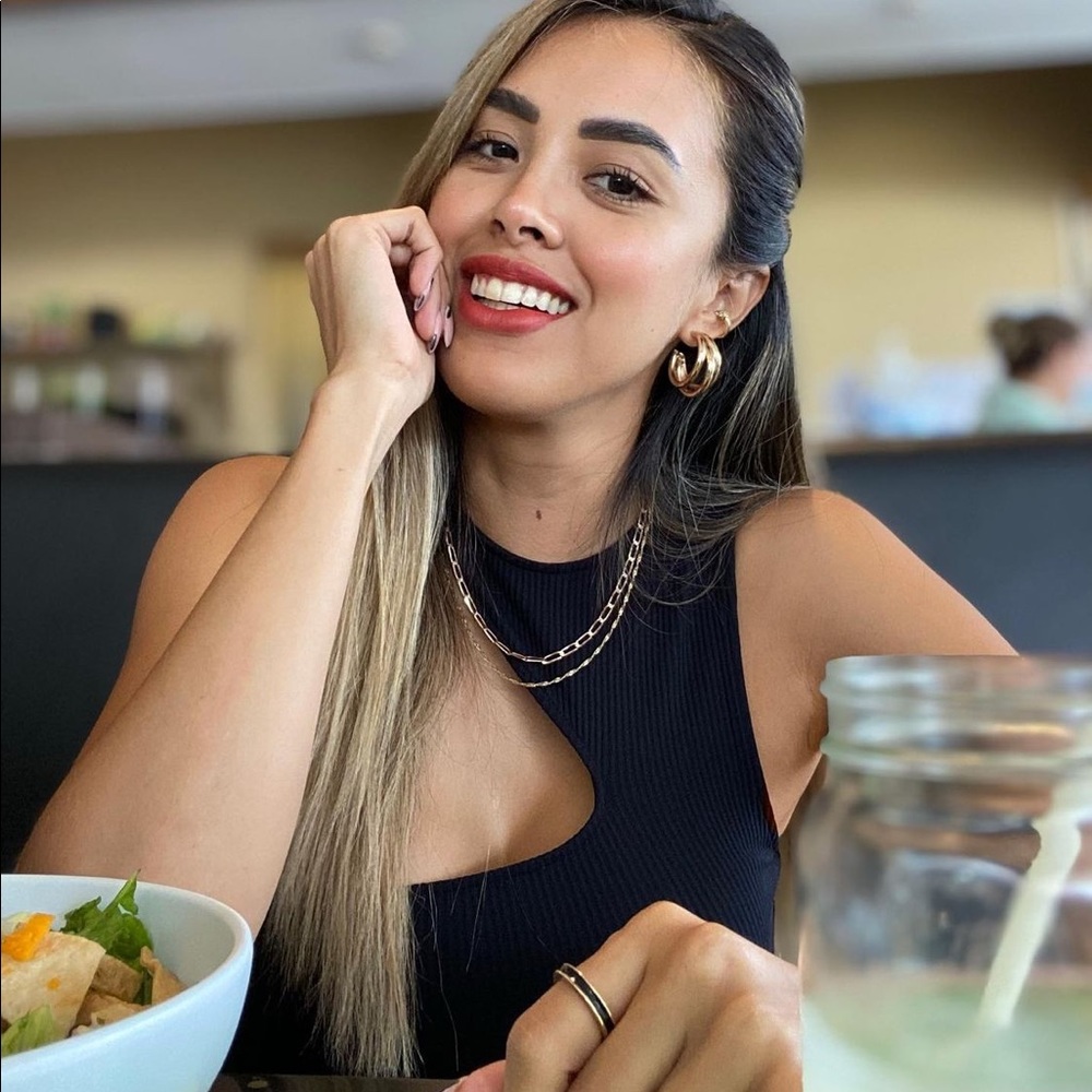 𝗡𝗪𝗧 𝗭𝗮𝗿𝗮 • Cut Out Crop Top - Picture 11 of 17